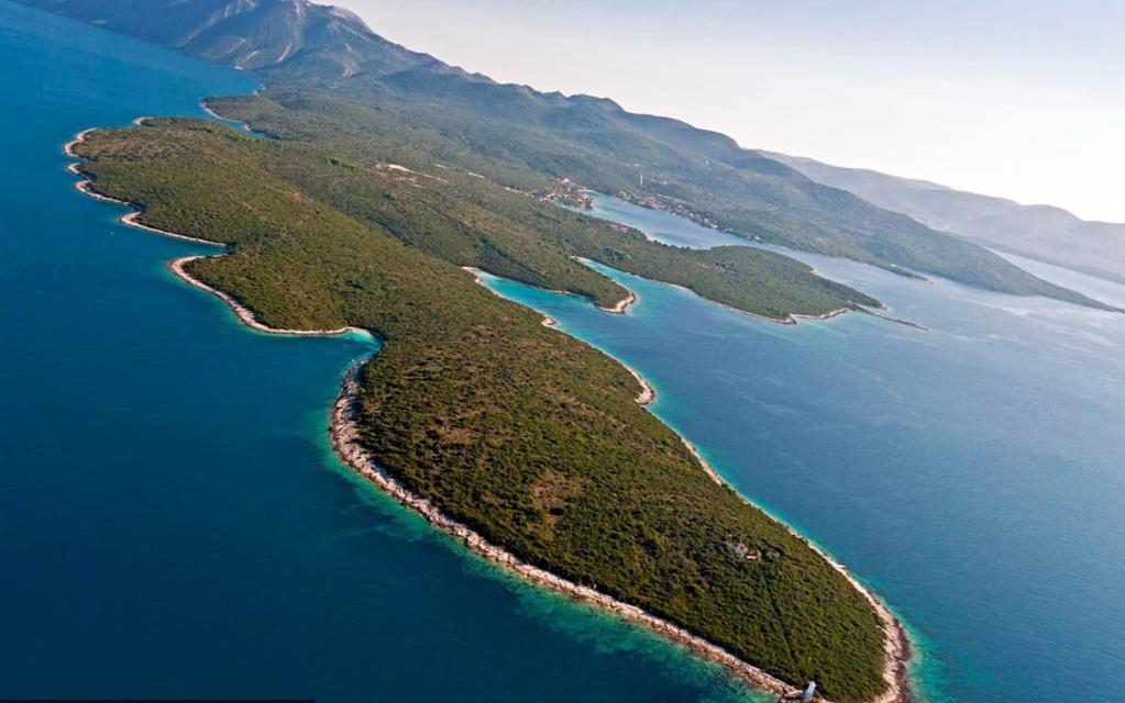 Villa Loviste Paradise ภายนอก รูปภาพ